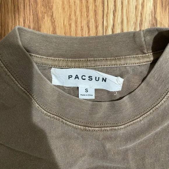 Pacsun Graphic Baggy Fit T-shirt - Picture 3 of 6